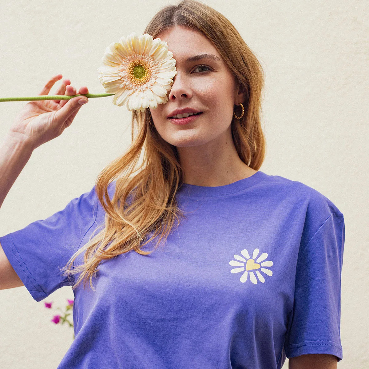 Camiseta Oversize con Estampado Floral